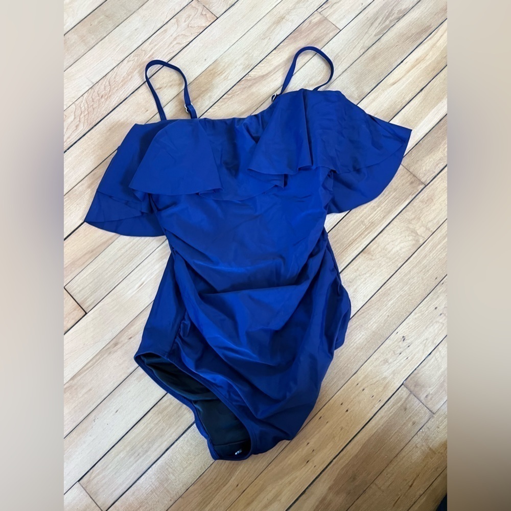 NWT Smismivo ruffle sleeve one piece swimsuit navy blue